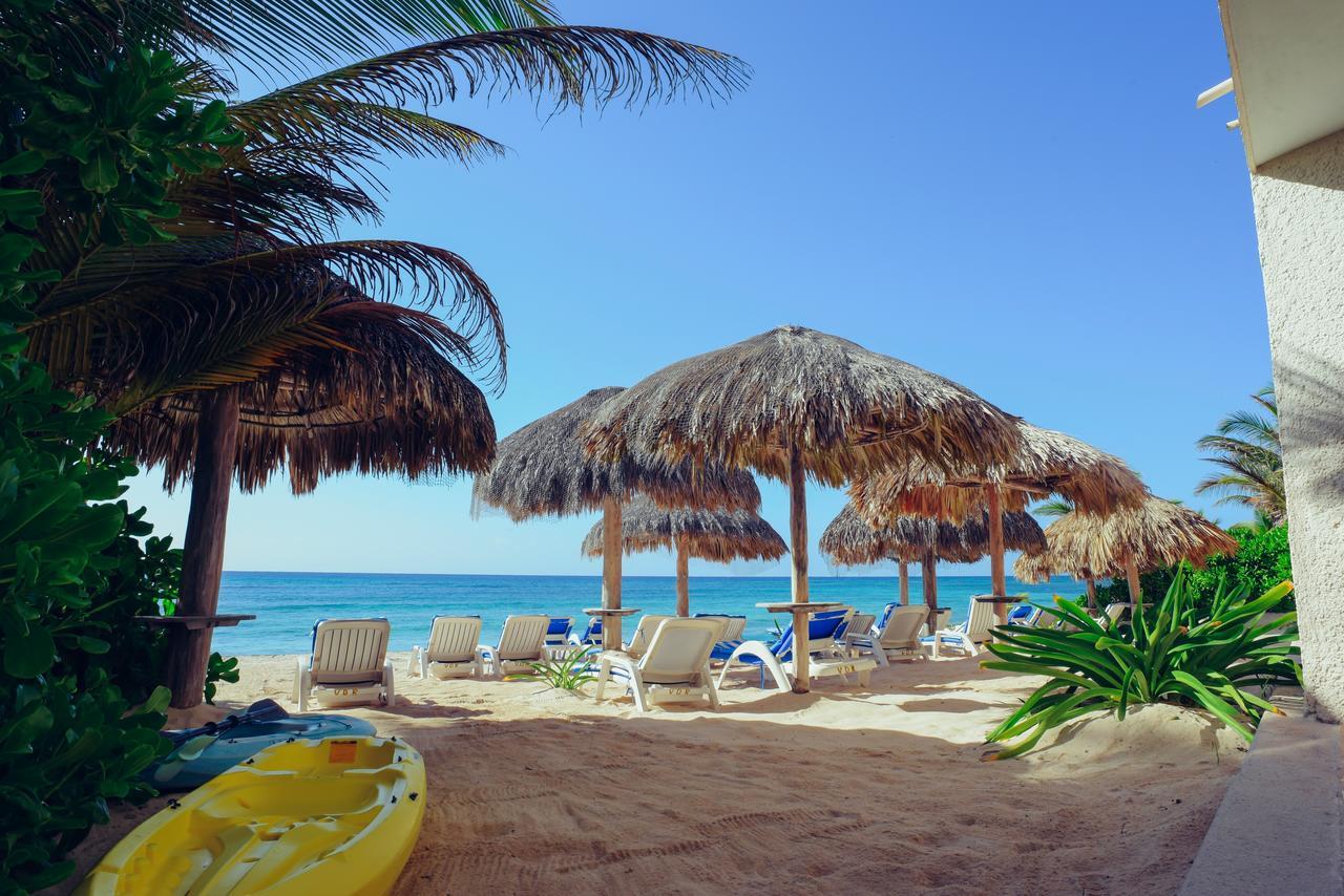 Aquatech Villas Derosa Resort Akumal Esterno foto